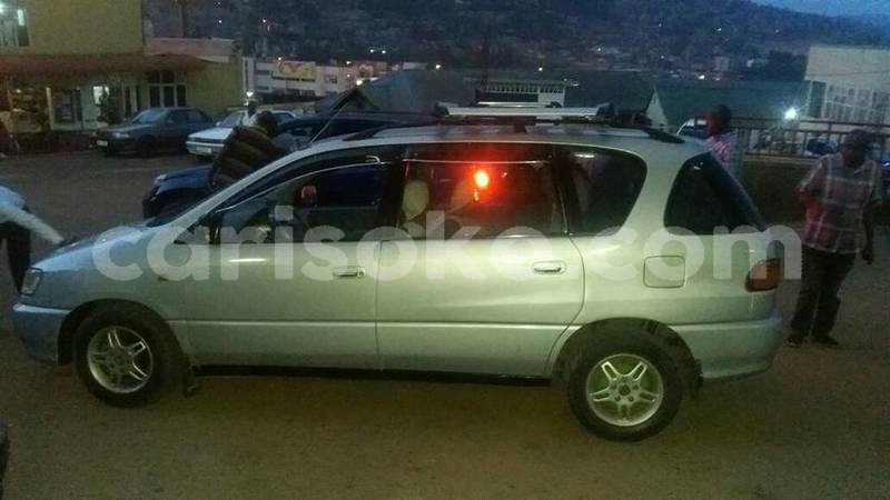 Big with watermark toyota picnic manual 1997 6 5m braddock 0788357787 petrol