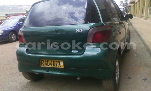 Acheter Occasion Voiture Toyota Yaris Vert à Kigali au Rwanda Acheter Occasion Voiture Toyota Yaris Vert à Kigali au Rwanda