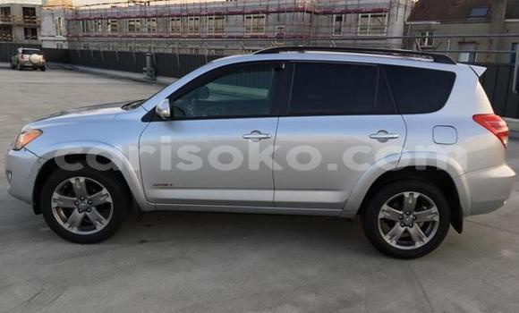 Buy Used Toyota RAV4 Silver Car in Kigali in Rwanda Buy Used Toyota RAV4 Silver Car in Kigali in Rwanda