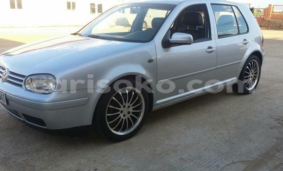 Acheter Occasion Voiture Volkswagen Golf Gris à Kigali au Rwanda Acheter Occasion Voiture Volkswagen Golf Gris à Kigali au Rwanda