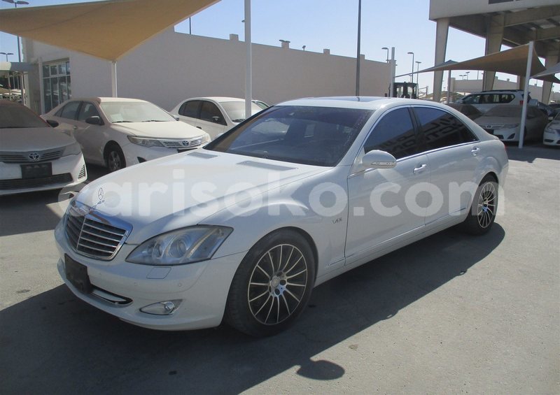 Big with watermark mercedes s 600 1