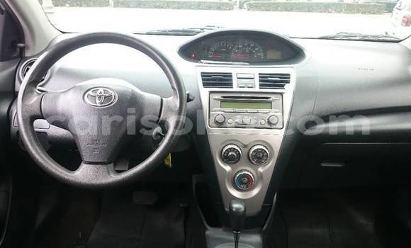 Sayi Na hannu Toyota Yaris Verso Blanc Mota in Kigali a Rwanda Sayi Na hannu Toyota Yaris Verso Blanc Mota in Kigali a Rwanda