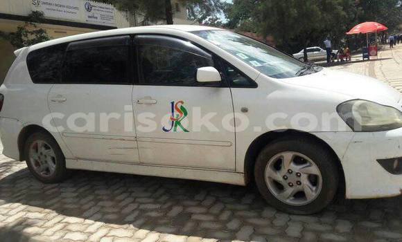 اشتري مستعمل Toyota Ipsum Blanc سيارة في Kigali في Rwanda اشتري مستعمل Toyota Ipsum Blanc سيارة في Kigali في Rwanda