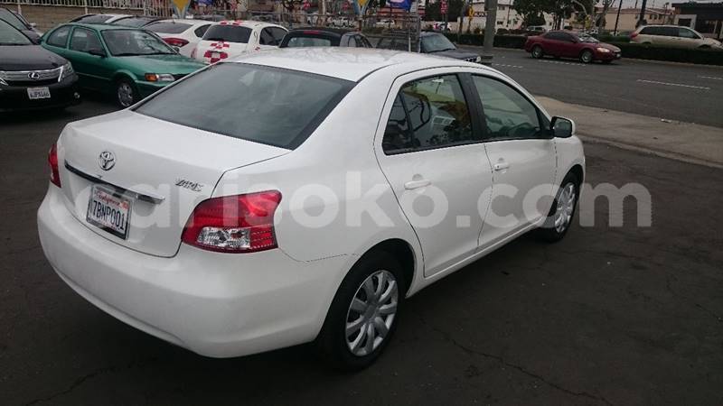 Big with watermark 1207425131