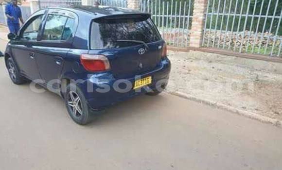 Acheter Occasion Voiture Toyota Vitz Bleu à Kigali, Rwanda Acheter Occasion Voiture Toyota Vitz Bleu à Kigali, Rwanda