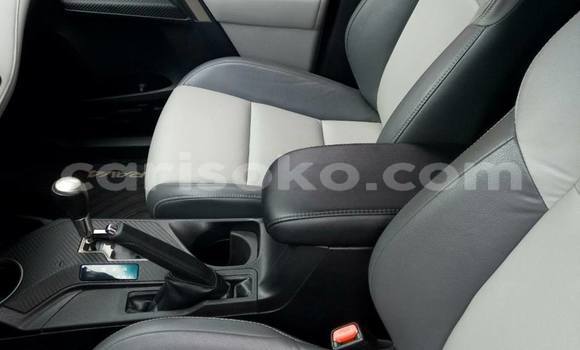 Acheter Occasion Voiture Toyota RAV4 Rouge à Kigali, Rwanda Acheter Occasion Voiture Toyota RAV4 Rouge à Kigali, Rwanda