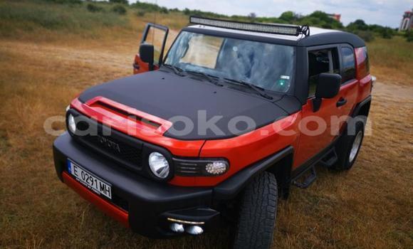 Buy Used Toyota FJ Cruiser Red Car in Kigali in Rwanda Buy Used Toyota FJ Cruiser Red Car in Kigali in Rwanda