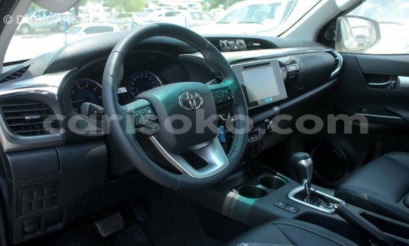 Buy Import Toyota Hilux Black Car in Import - Dubai in Rwanda Buy Import Toyota Hilux Black Car in Import - Dubai in Rwanda
