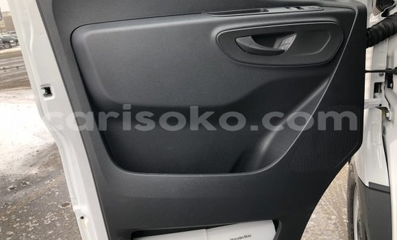 Buy Used Mercedes‒Benz Sprinter White Truck in Kigali in Rwanda Buy Used Mercedes‒Benz Sprinter White Truck in Kigali in Rwanda