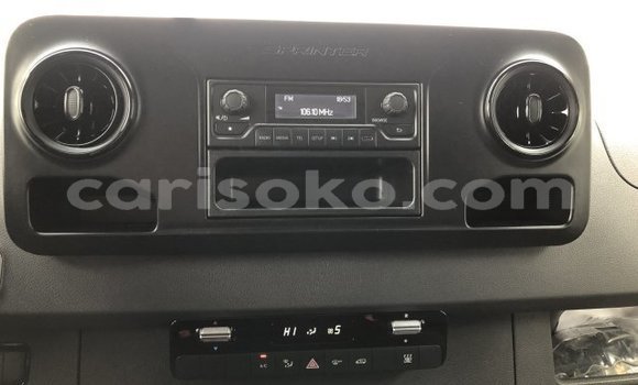 Buy Used Mercedes‒Benz Sprinter White Truck in Kigali in Rwanda Buy Used Mercedes‒Benz Sprinter White Truck in Kigali in Rwanda