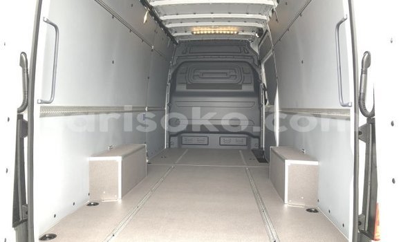 Buy Used Mercedes‒Benz Sprinter White Truck in Kigali in Rwanda Buy Used Mercedes‒Benz Sprinter White Truck in Kigali in Rwanda