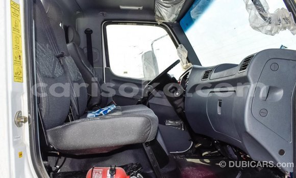 Acheter Import Voiture Mercedes-Benz 190 Blanc à Import - Dubai, Rwanda Acheter Import Voiture Mercedes-Benz 190 Blanc à Import - Dubai, Rwanda