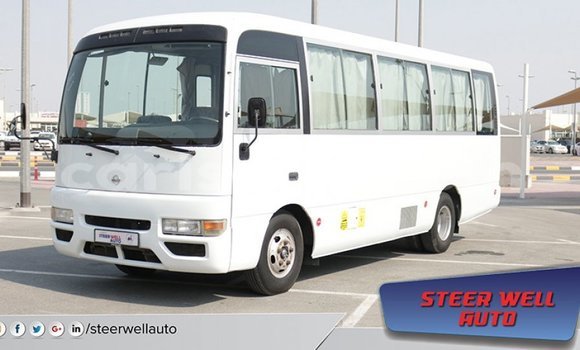 اشتري Imported Nissan 350Z Blanc سيارة في Import - Dubai في Rwanda اشتري Imported Nissan 350Z Blanc سيارة في Import - Dubai في Rwanda