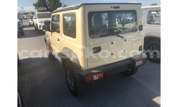Acheter Import Voiture Suzuki Jimny Beige à Import - Dubai, Rwanda Acheter Import Voiture Suzuki Jimny Beige à Import - Dubai, Rwanda