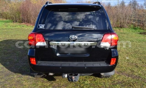 اشتري مستعمل Toyota Land Cruiser Noir سيارة في Kigali في Rwanda اشتري مستعمل Toyota Land Cruiser Noir سيارة في Kigali في Rwanda