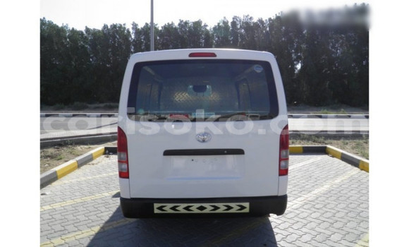 اشتري مستعمل Toyota Vanguard Blanc سيارة في Kigali في Rwanda اشتري مستعمل Toyota Vanguard Blanc سيارة في Kigali في Rwanda