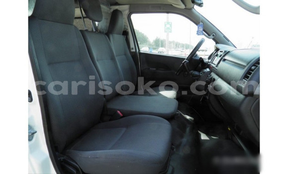 اشتري مستعمل Toyota Vanguard Blanc سيارة في Kigali في Rwanda اشتري مستعمل Toyota Vanguard Blanc سيارة في Kigali في Rwanda