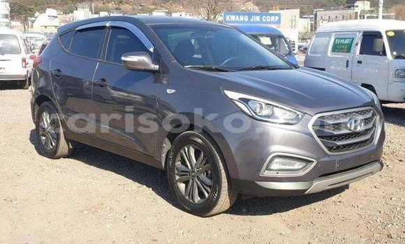 اشتري مستعمل Hyundai Tucson Gris سيارة في Kigali في Rwanda اشتري مستعمل Hyundai Tucson Gris سيارة في Kigali في Rwanda