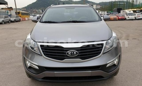 اشتري مستعمل Kia Sportage Gris سيارة في Kigali في Rwanda اشتري مستعمل Kia Sportage Gris سيارة في Kigali في Rwanda