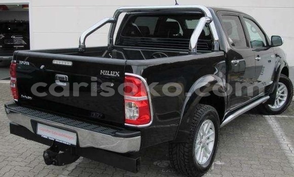 اشتري مستعمل Toyota Hilux Noir سيارة في Kigali في Rwanda اشتري مستعمل Toyota Hilux Noir سيارة في Kigali في Rwanda