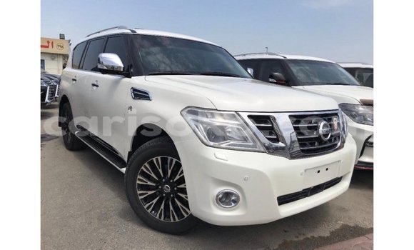 Acheter Import Voiture Nissan Patrol Blanc à Import - Dubai, Rwanda Acheter Import Voiture Nissan Patrol Blanc à Import - Dubai, Rwanda