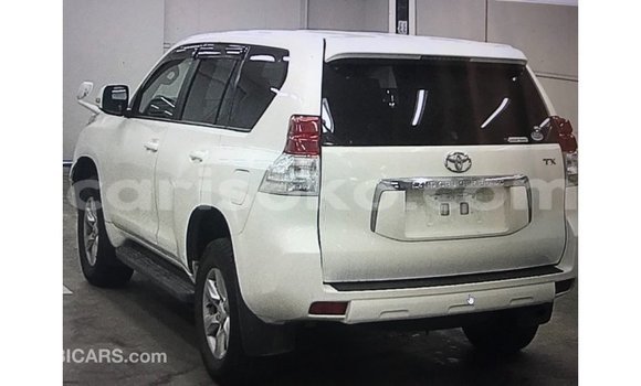 Acheter Import Voiture Toyota Prado Blanc à Import - Dubai, Rwanda Acheter Import Voiture Toyota Prado Blanc à Import - Dubai, Rwanda
