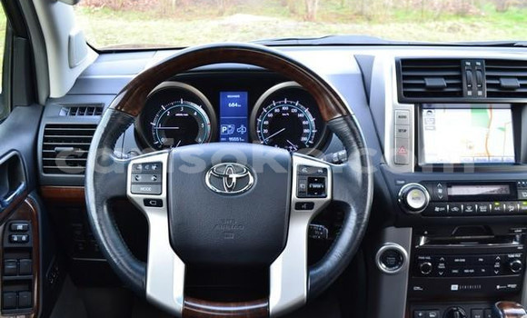 اشتري مستعمل Toyota Land Cruiser Noir سيارة في Kigali في Rwanda اشتري مستعمل Toyota Land Cruiser Noir سيارة في Kigali في Rwanda