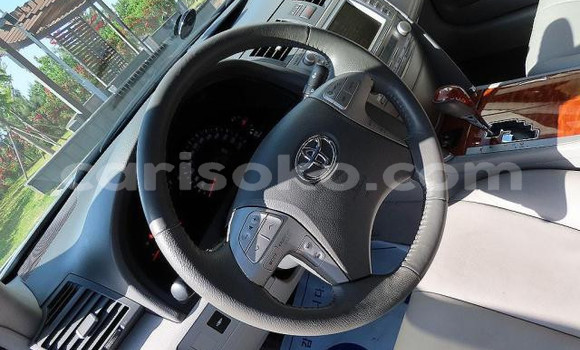 اشتري مستعمل Toyota Camry Gris سيارة في Kigali في Rwanda اشتري مستعمل Toyota Camry Gris سيارة في Kigali في Rwanda