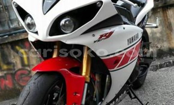 اشتري مستعمل Yamaha R1 Blanc دراجة نارية في Kigali في Rwanda اشتري مستعمل Yamaha R1 Blanc دراجة نارية في Kigali في Rwanda