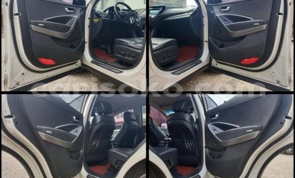 اشتري مستعمل Hyundai Santa Fe Blanc سيارة في Kigali في Rwanda اشتري مستعمل Hyundai Santa Fe Blanc سيارة في Kigali في Rwanda