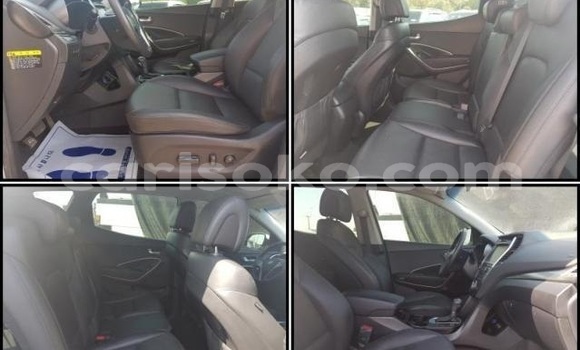 اشتري مستعمل Hyundai Santa Fe Blanc سيارة في Kigali في Rwanda اشتري مستعمل Hyundai Santa Fe Blanc سيارة في Kigali في Rwanda