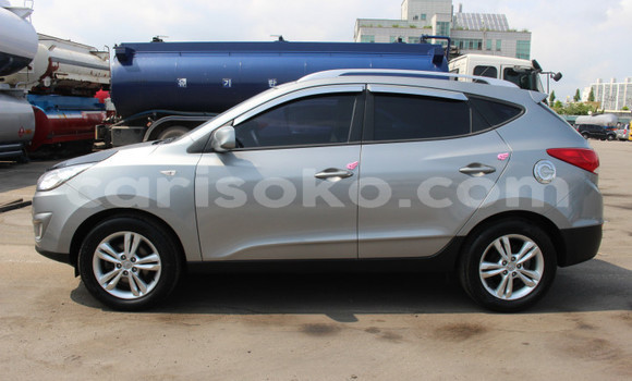 اشتري مستعمل Hyundai Tucson Marron سيارة في Kigali في Rwanda اشتري مستعمل Hyundai Tucson Marron سيارة في Kigali في Rwanda