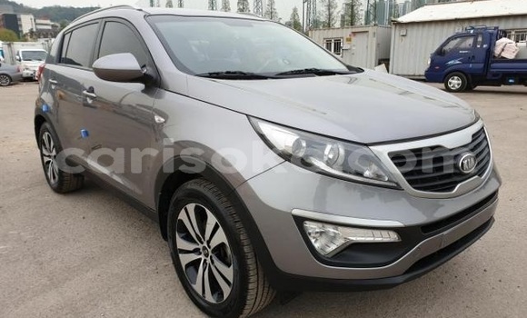 اشتري مستعمل Kia Sportage Noir سيارة في Kigali في Rwanda اشتري مستعمل Kia Sportage Noir سيارة في Kigali في Rwanda