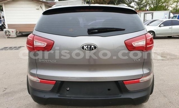اشتري مستعمل Kia Sportage Noir سيارة في Kigali في Rwanda اشتري مستعمل Kia Sportage Noir سيارة في Kigali في Rwanda