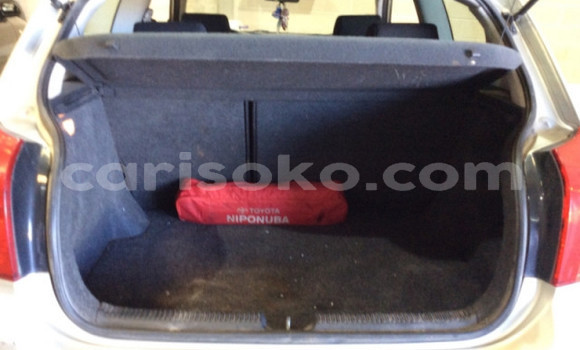 اشتري مستعمل Toyota Corolla Gris سيارة في Kigali في Rwanda اشتري مستعمل Toyota Corolla Gris سيارة في Kigali في Rwanda