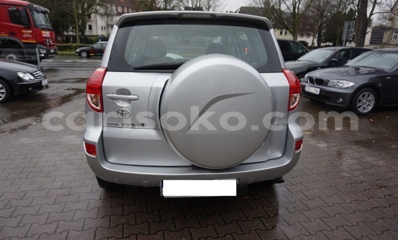 اشتري مستعمل Toyota RAV4 Gris سيارة في Kigali في Rwanda اشتري مستعمل Toyota RAV4 Gris سيارة في Kigali في Rwanda