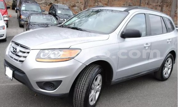 اشتري مستعمل Hyundai Santa Fe Gris سيارة في Kigali في Rwanda اشتري مستعمل Hyundai Santa Fe Gris سيارة في Kigali في Rwanda