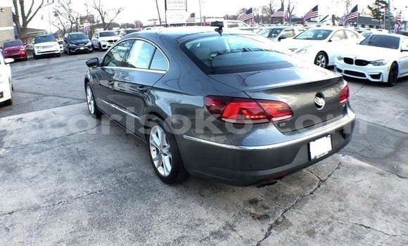 اشتري مستعمل Volkswagen Passat CC Marron سيارة في Kigali في Rwanda اشتري مستعمل Volkswagen Passat CC Marron سيارة في Kigali في Rwanda