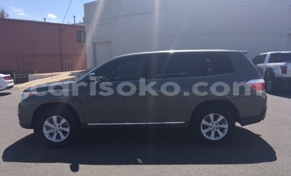 اشتري مستعمل Toyota Highlander Noir سيارة في Kigali في Rwanda اشتري مستعمل Toyota Highlander Noir سيارة في Kigali في Rwanda
