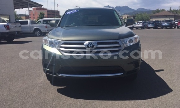 اشتري مستعمل Toyota Highlander Noir سيارة في Kigali في Rwanda اشتري مستعمل Toyota Highlander Noir سيارة في Kigali في Rwanda
