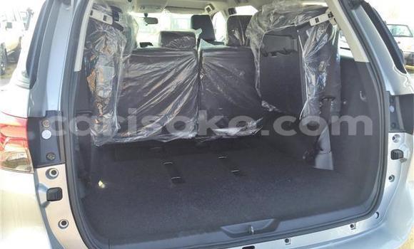 Sayi Na hannu Toyota Fortuner Gris Mota in Kigali a Rwanda Sayi Na hannu Toyota Fortuner Gris Mota in Kigali a Rwanda