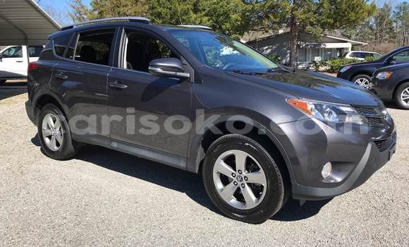 Sayi Imported Toyota RAV4 Beige Mota in Kigali a Rwanda Sayi Imported Toyota RAV4 Beige Mota in Kigali a Rwanda