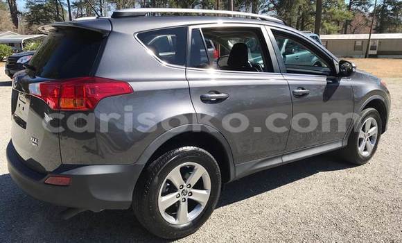 Sayi Imported Toyota RAV4 Beige Mota in Kigali a Rwanda Sayi Imported Toyota RAV4 Beige Mota in Kigali a Rwanda