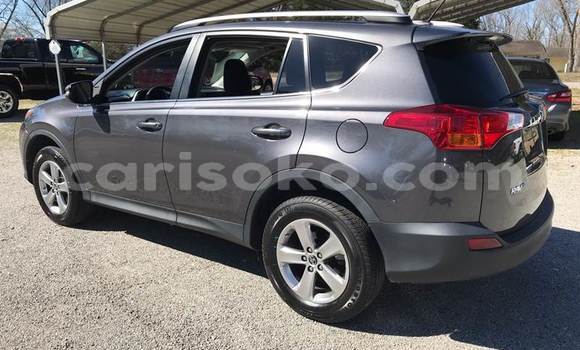 Sayi Imported Toyota RAV4 Beige Mota in Kigali a Rwanda Sayi Imported Toyota RAV4 Beige Mota in Kigali a Rwanda