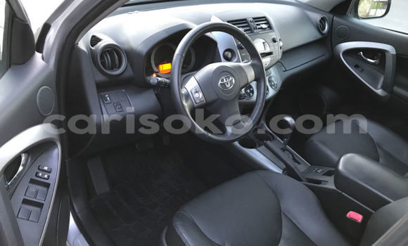 Sayi Na hannu Toyota RAV4 Gris Mota in Kibuye a Kibuye Sayi Na hannu Toyota RAV4 Gris Mota in Kibuye a Kibuye