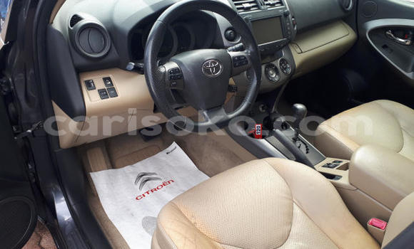 Buy Used Toyota RAV4 Beige Car in Kigali in Rwanda Buy Used Toyota RAV4 Beige Car in Kigali in Rwanda