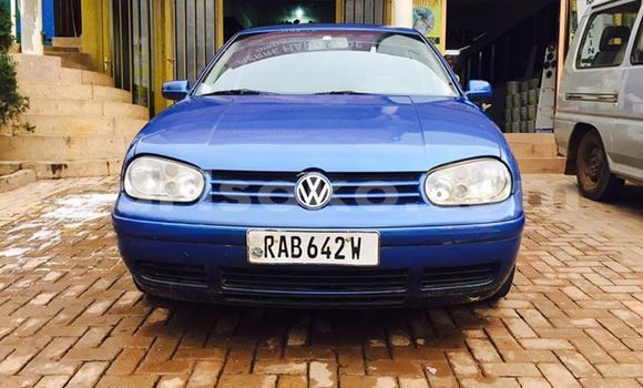 Acheter Occasion Voiture Volkswagen Golf Bleu à Kigali au Rwanda Acheter Occasion Voiture Volkswagen Golf Bleu à Kigali au Rwanda