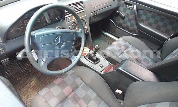 Acheter Occasion Voiture Mercedes-Benz C–Class Autre à Kigali, Rwanda Acheter Occasion Voiture Mercedes-Benz C–Class Autre à Kigali, Rwanda