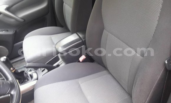 Acheter Occasion Voiture Toyota RAV4 Noir à Kigali, Rwanda Acheter Occasion Voiture Toyota RAV4 Noir à Kigali, Rwanda