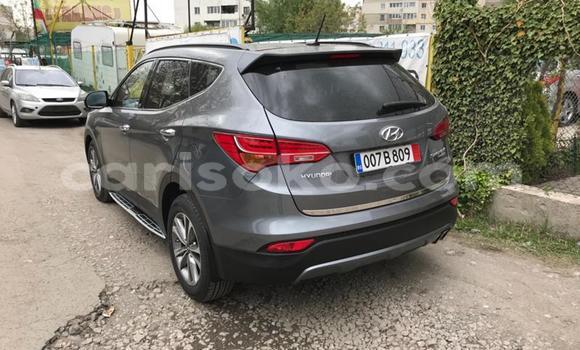 Buy Import Hyundai Santa Fe Other Car in Kigali in Rwanda Buy Import Hyundai Santa Fe Other Car in Kigali in Rwanda